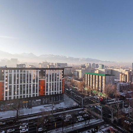 Квартира С Видом На Горы Almaty Eksteriør bilde